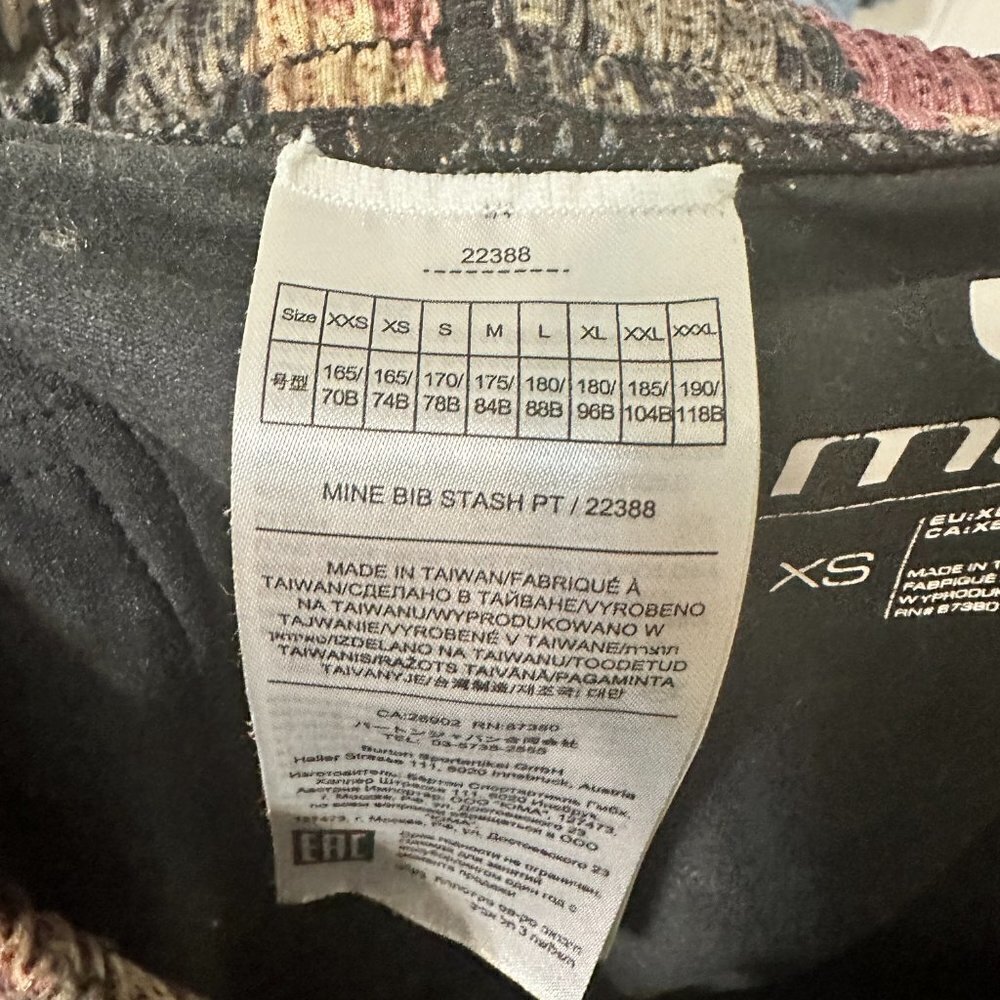 Burton Stash Pant in Floral (Bib Friendly) - Picture 5 of 6